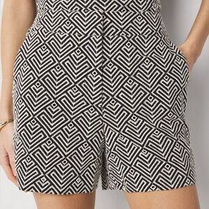 WHBM High-Rise Embroidered Short